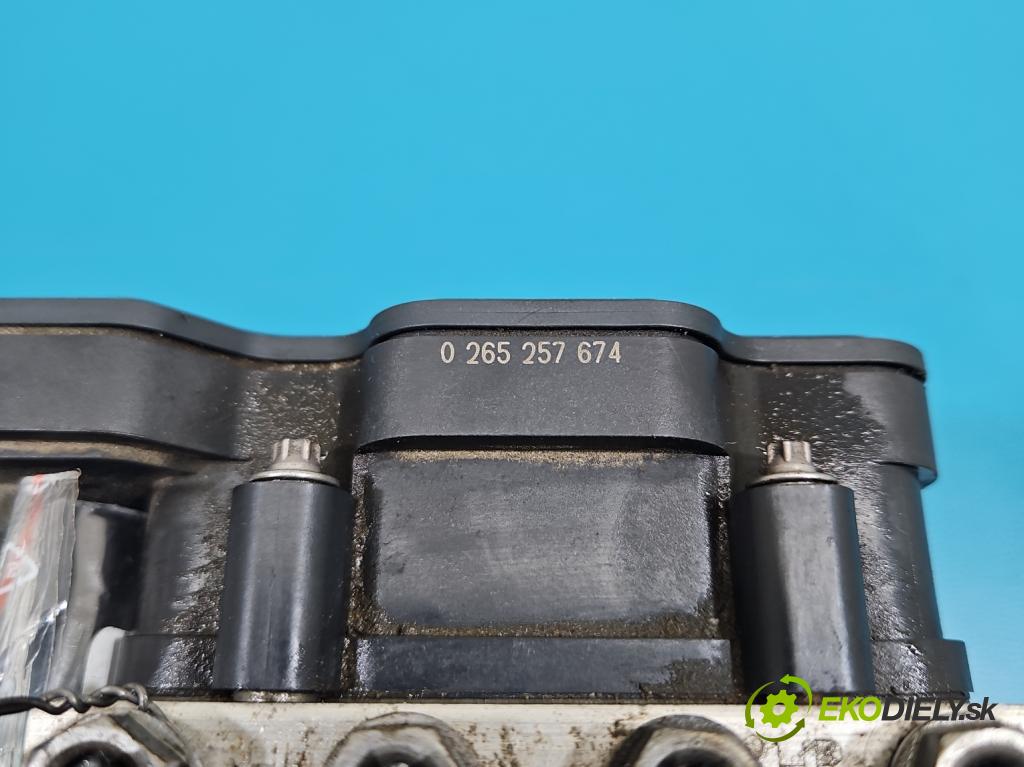 Skoda Fabia III 2014- 2021 1.2 TSI 110 HP manual 81 kW 1197 cm3 5- čerpadlo abs 6C0614517R (Pumpa ABS)