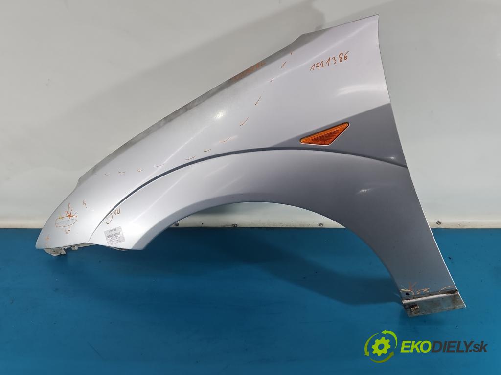 Ford Focus Mk1 1998-2004 1.6 16V 101 HP manual 74 kW 1596 cm3 5- blatník predné ľavý  (Blatník predný ľavý)