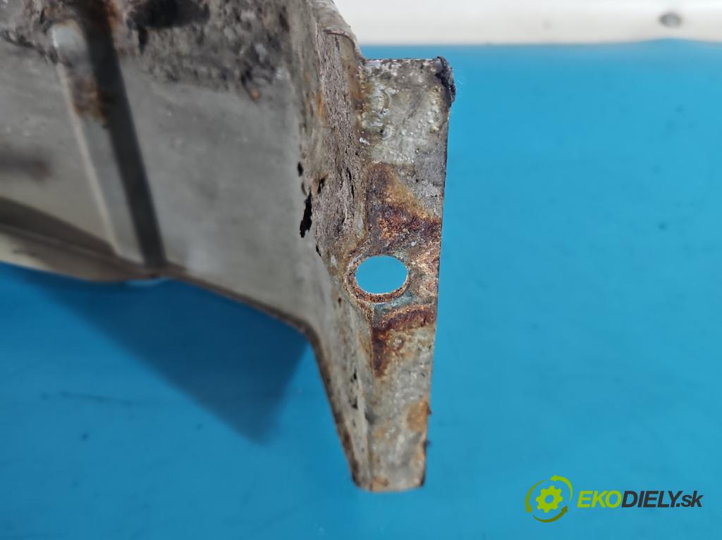 Ford Focus Mk1 1998-2004 1.6 16V 101 HP manual 74 kW 1596 cm3 5- blatník predné ľavý  (Blatník predný ľavý)