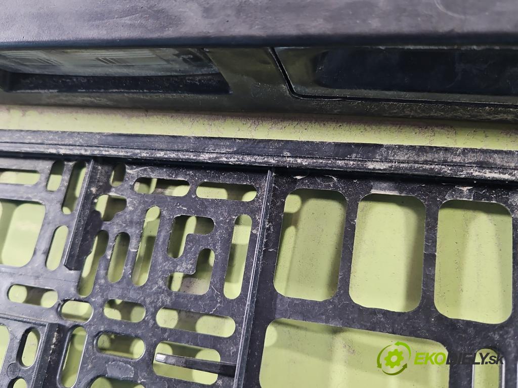 Fiat Panda II 2003-2012 1.1b 54 hp manual 40 kW 1108 cm3 5- zadní kufrové dveře  (Zadní kapota (kufr))