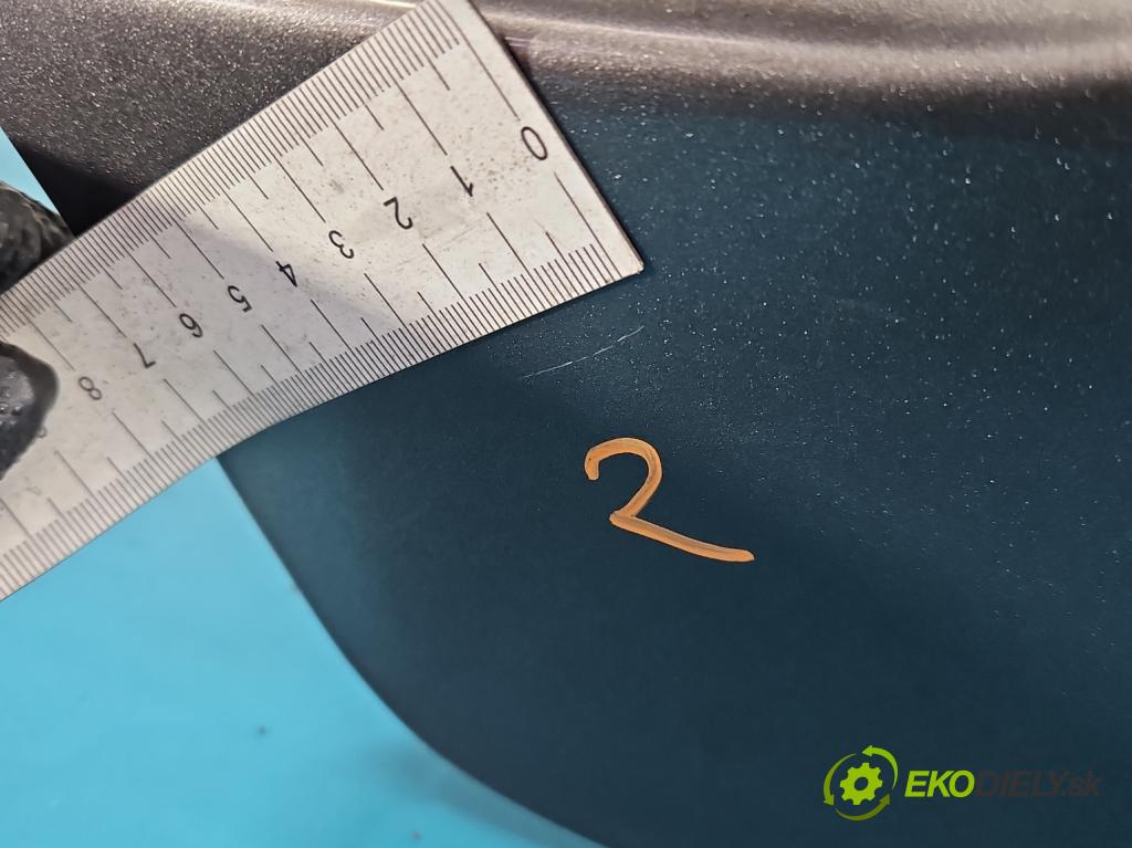 Toyota Corolla E12 2001-2009 1.8 VVTI usa 135 hp manual 99 kW 1794 cm3 4- zadní kufrové dveře  (Zadní kapota (kufr))