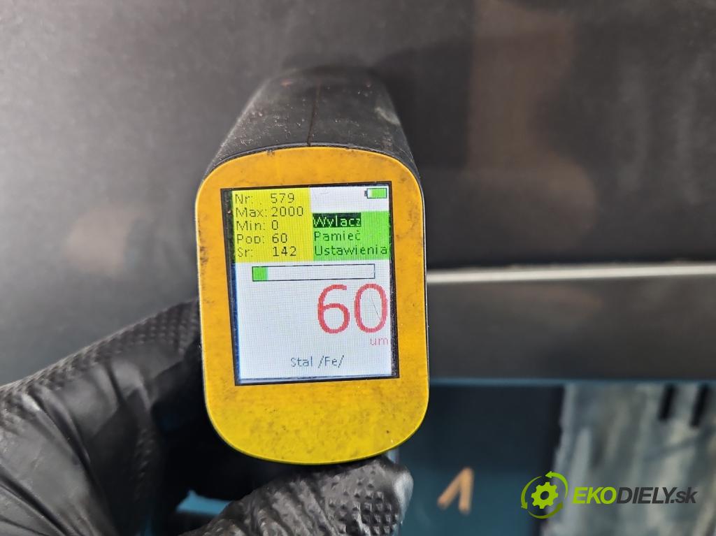 Toyota Corolla E12 2001-2009 1.8 VVTI usa 135 hp manual 99 kW 1794 cm3 4- zadní kufrové dveře  (Zadní kapota (kufr))