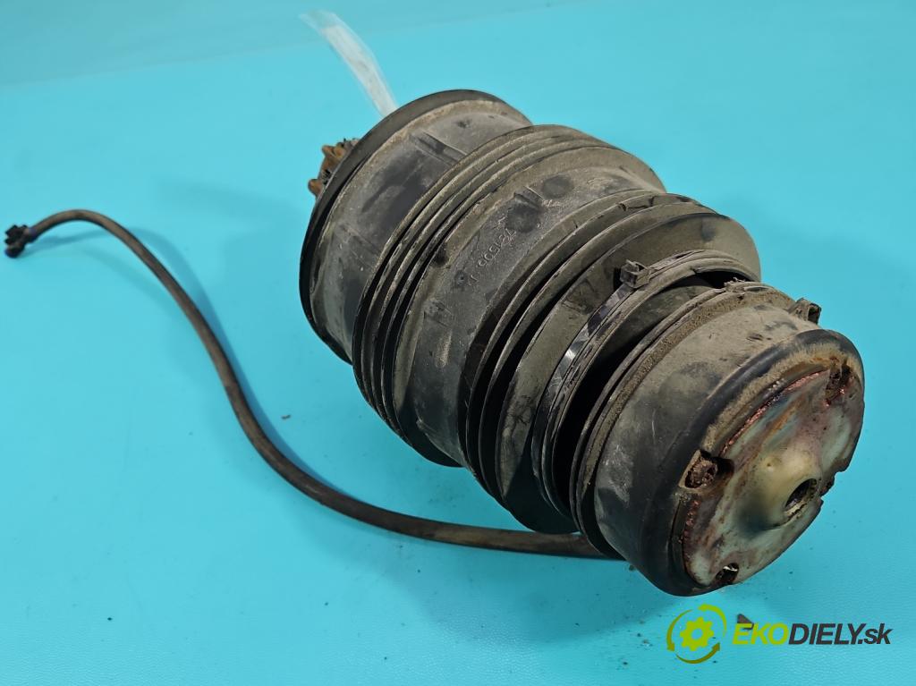 Mercedes E W211 2002-2009 2.2 cdi 136 HP automatic 100 kW 2148 cm3 5- airbag pneumatická 781506