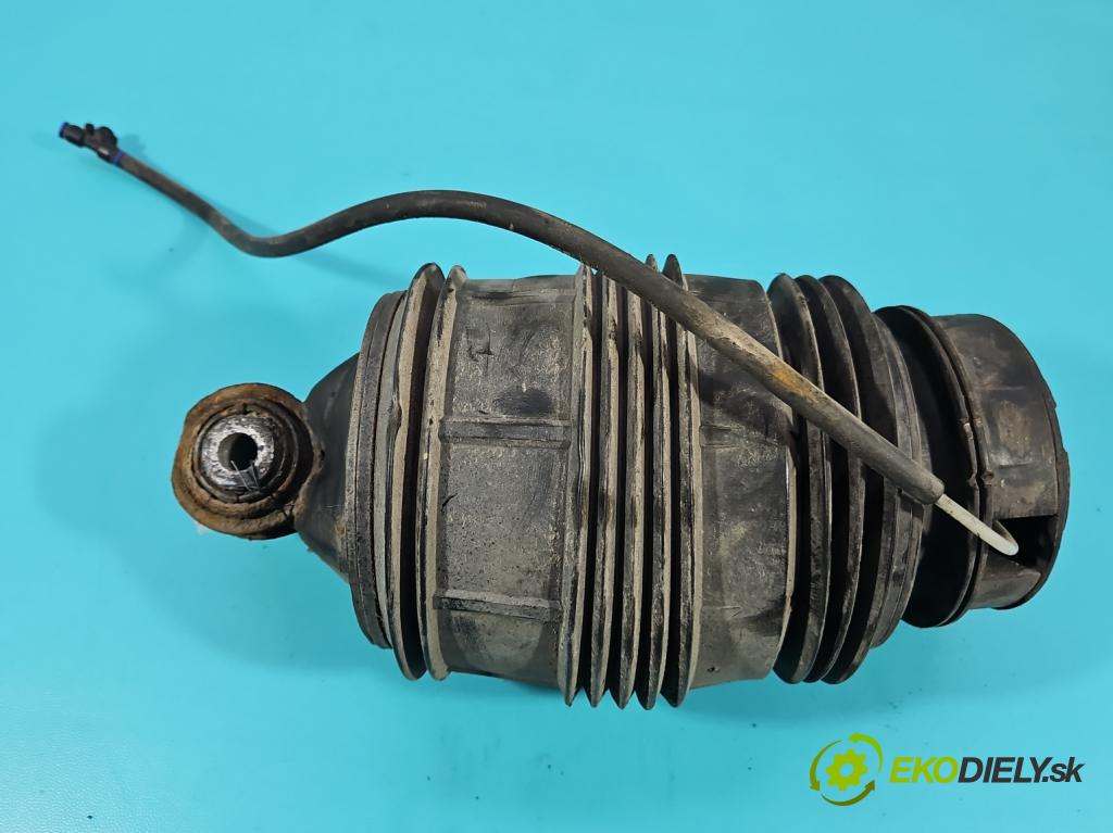 Mercedes E W211 2002-2009 2.2 cdi 136 HP automatic 100 kW 2148 cm3 5- airbag pneumatická 781506