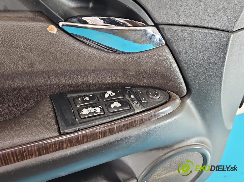 Fiat Croma II 2005-2010 1.9 jtd 150 HP manual 110 kW 1910 cm3 5- dvere predné ľavé  (Kľučka dverí ostatné)