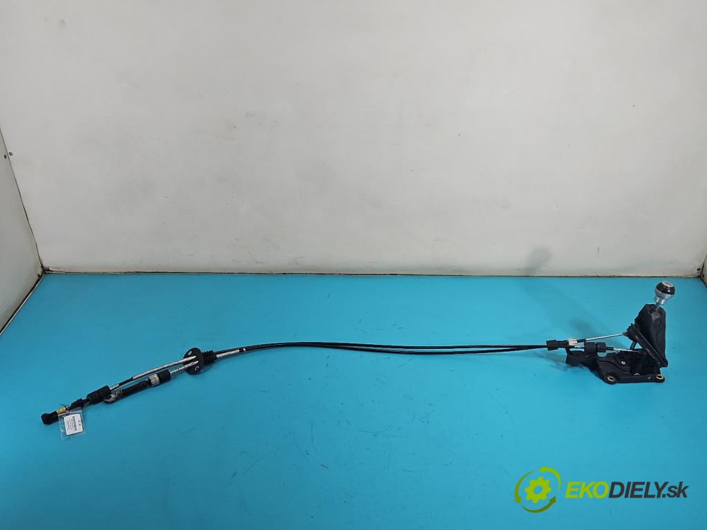 Ford Focus Mk1 1998-2004 1.6 16V 101 HP manual 74 kW 1596 cm3 5- Páka: Změny: stupeň,rýchlosť  (Rýchlostná páka (kulisa))