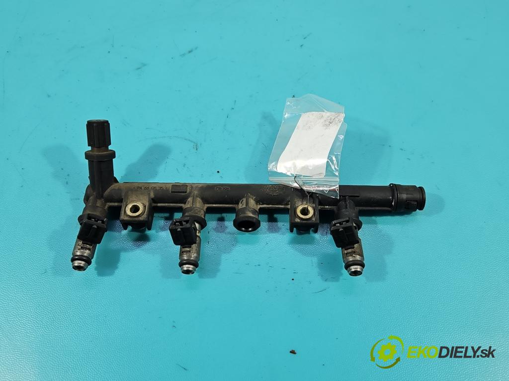 Fiat Panda II 2003-2012 1.1b 54 HP manual 40 kW 1108 cm3 5- vstrek  (Vstrekovač paliva)