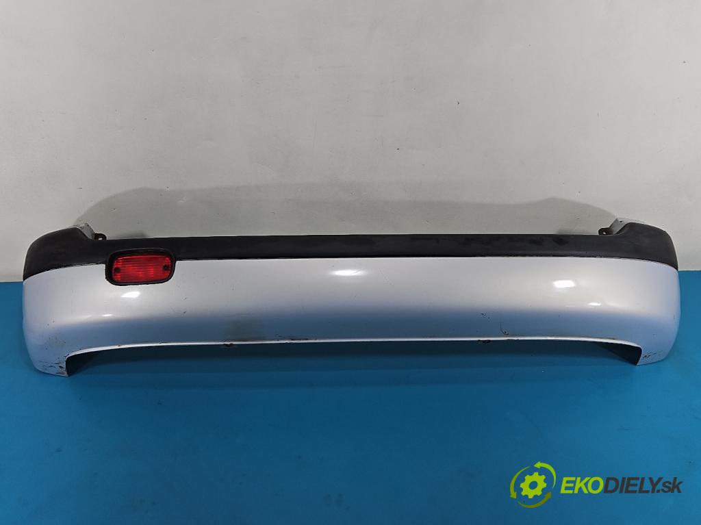 Hyundai Matrix 1.6 16V 103 hp manual 76 kW 1599 cm3 5- nárazník zadní  (Klika dveří ostatní)