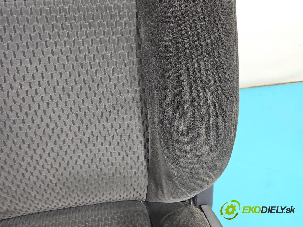 Toyota Corolla E12 2001-2009 1.8 VVTI usa 135 HP manual 99 kW 1794 cm3 4- Sedačka ľavý (Sedadlo)