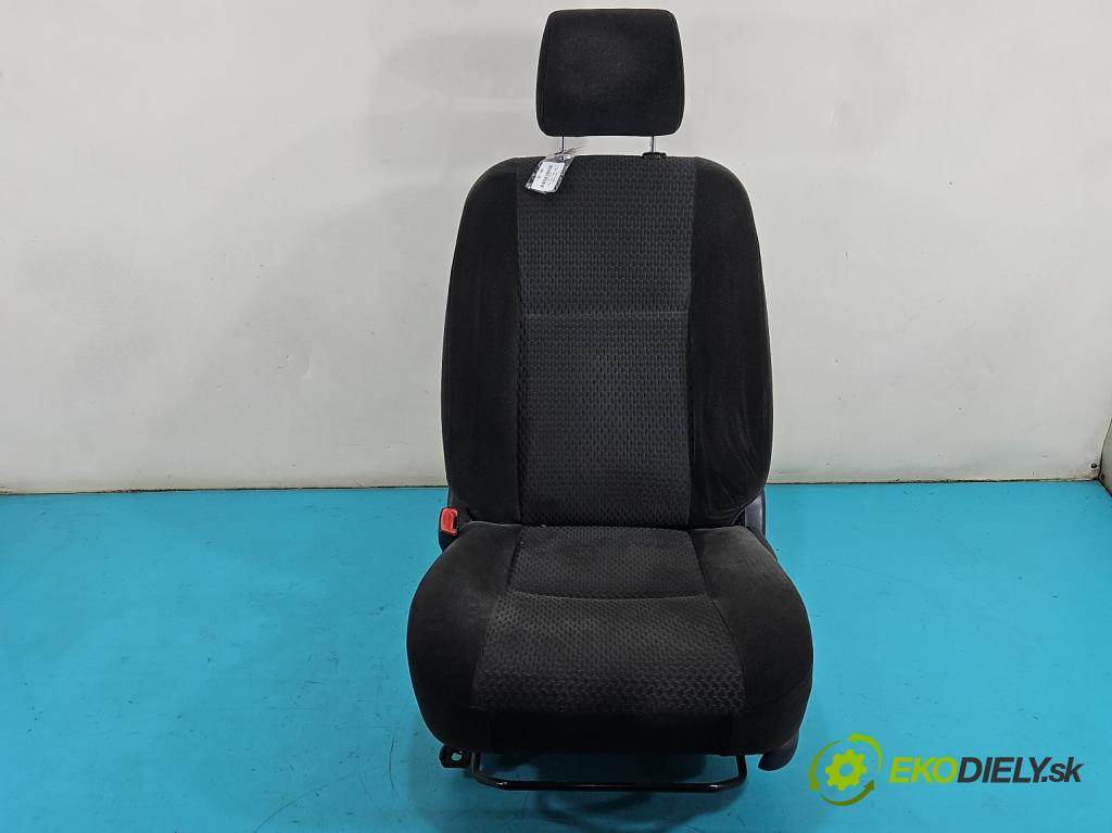 Toyota Corolla E12 2001-2009 1.8 VVTI usa 135 HP manual 99 kW 1794 cm3 4- Sedačka ľavý  (Sedadlo)