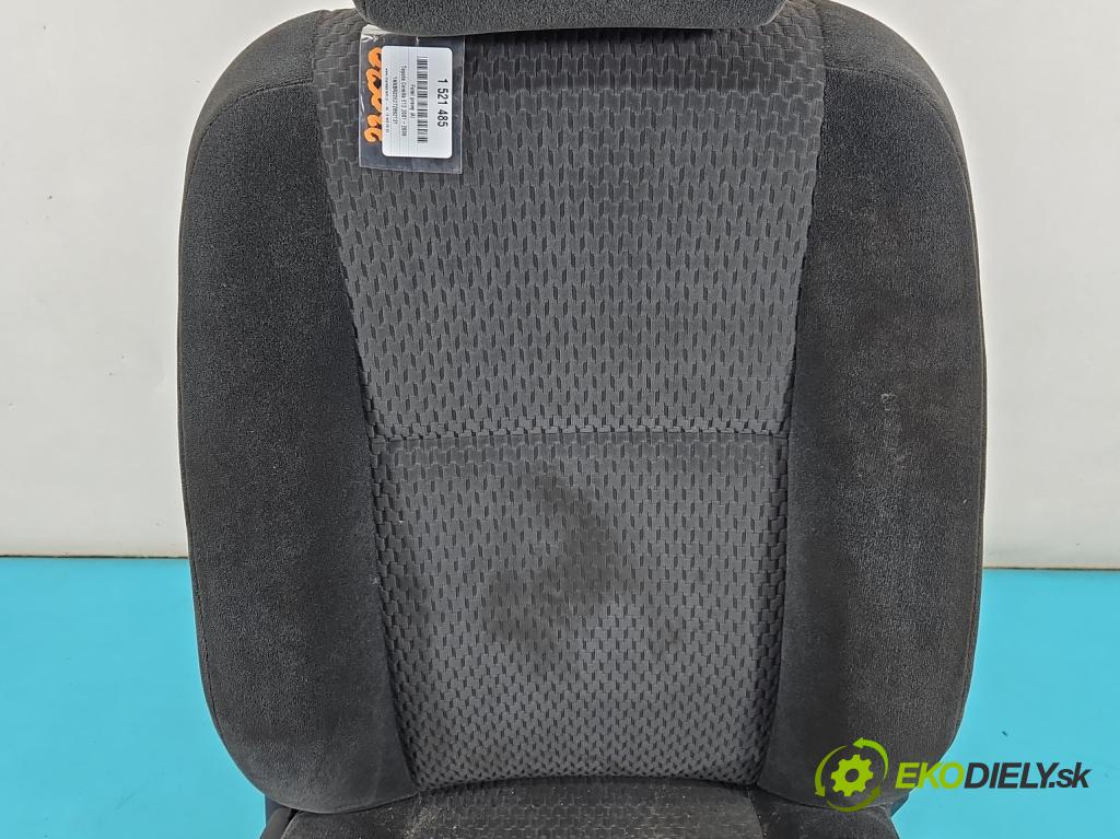 Toyota Corolla E12 2001-2009 1.8 VVTI usa 135 HP manual 99 kW 1794 cm3 4- Sedačka pravý  (Sedadlo)