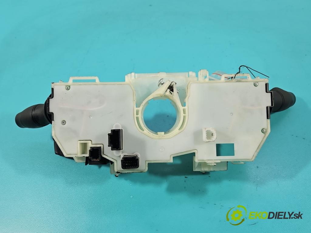 Renault Master III 2010-2024 2.3 DCI 163 HP manual 120 kW 2299 cm3 5- prepínač komplex: 255675983R (Prepínacie páčky pod volantom)