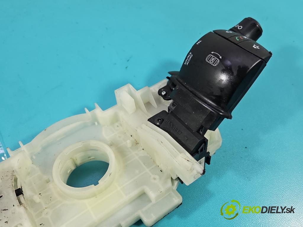 Renault Master III 2010-2024 2.3 DCI 163 HP manual 120 kW 2299 cm3 5- prepínač komplex: 255675983R (Prepínacie páčky pod volantom)