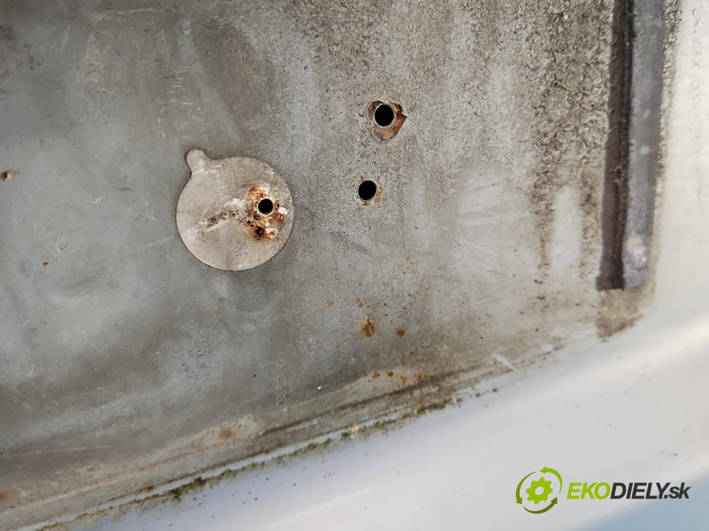 Renault Kangoo I 1998-2008 1.2b 58 hp manual 43 kW 1149 cm3 5- zadní kufrové dveře  (Zadní kapota (kufr))