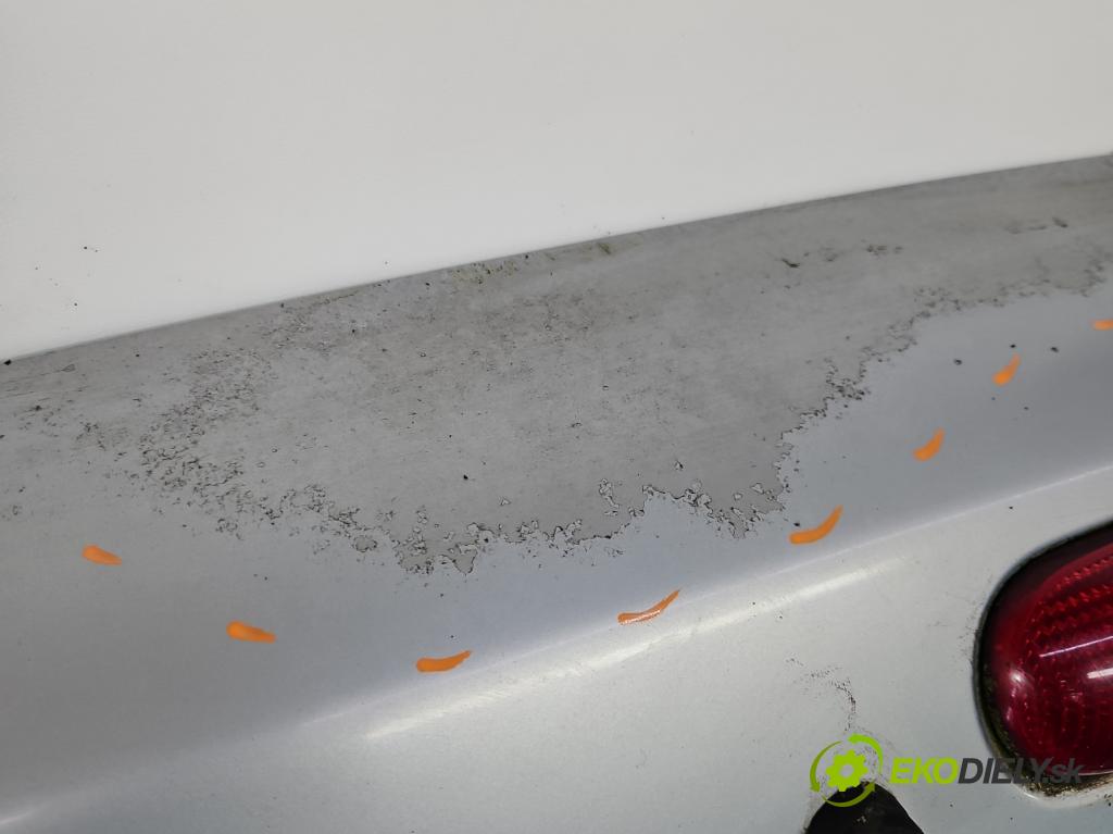 Renault Kangoo I 1998-2008 1.2b 58 hp manual 43 kW 1149 cm3 5- zadní kufrové dveře  (Zadní kapota (kufr))