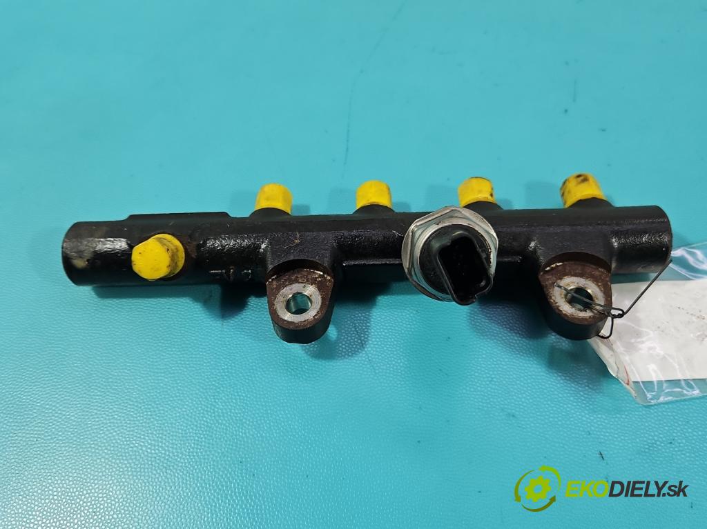 Mercedes A W176 2012-2018 1.5 CDI 109 hp manual 80 kW 1461 cm3 5- lišta vstřikovací 175210651R (Vstřikovací lišta)