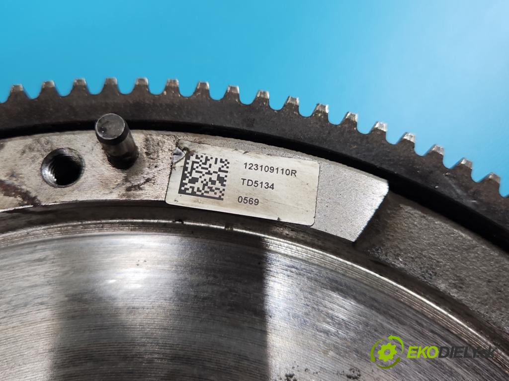 Mercedes A W176 2012-2018 1.5 CDI 109 HP manual 80 kW 1461 cm3 5- koleso duálna A0262501001