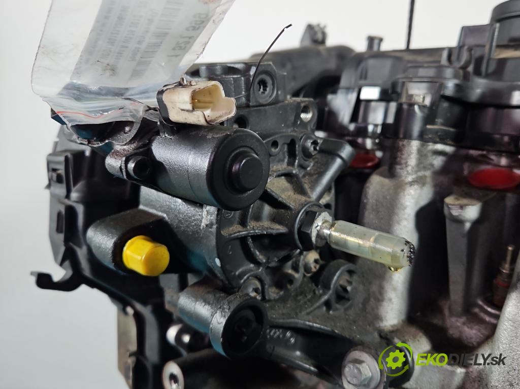 Mercedes A W176 2012-2018 1.5 CDI 109 HP manual 80 kW 1461 cm3 5- čerpadlo vstrekovacia A2C89877300 (Vstrekovacie čerpadlo)