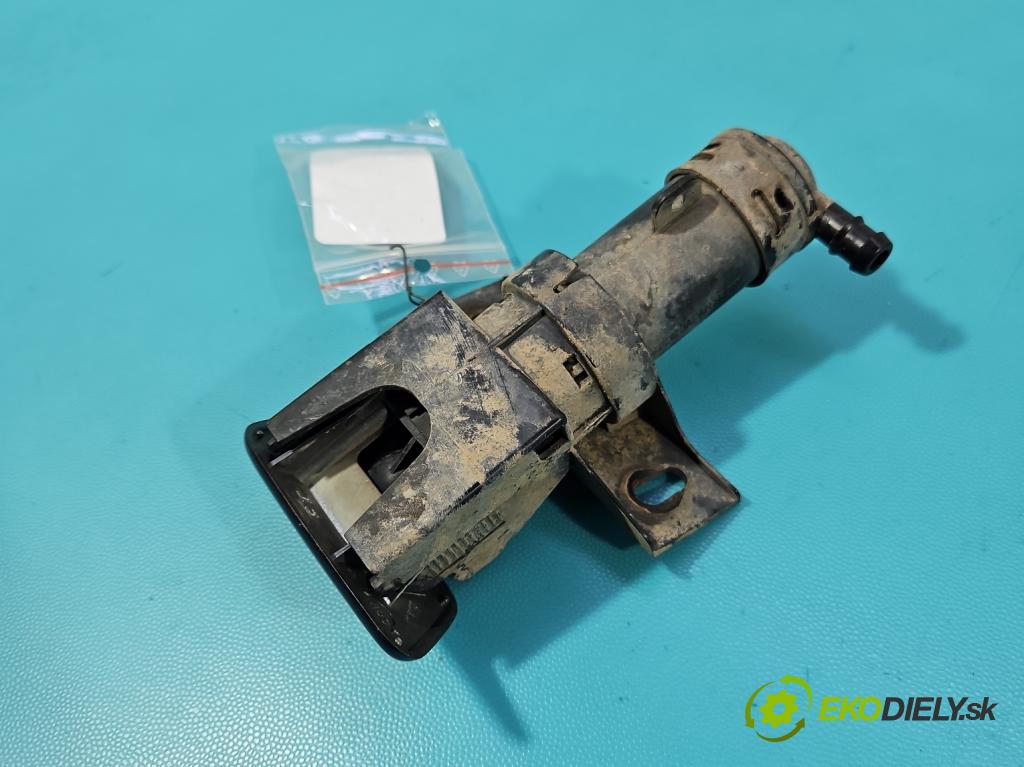 Toyota Land Cruiser J120 2002-2010 3.0 D4D 166 HP automatic 122 kW 2982 cm3 5- ostrekovač reflektor: ľavý 77730 (Motorček ostrekovačov)