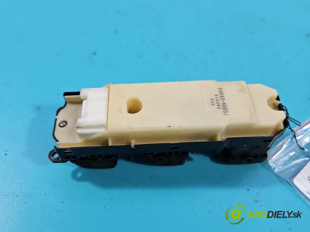 Toyota Land Cruiser J120 2002-2010 3.0 D4D 166 HP automatic 122 kW 2982 cm3 5- prepínač okien spätných zrkadiel 84040-60051