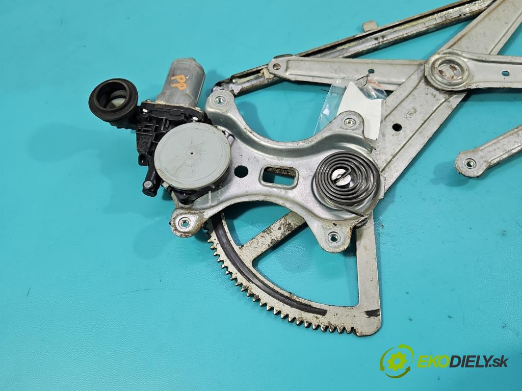 Toyota Land Cruiser J120 2002-2010 3.0 D4D 166 HP automatic 122 kW 2982 cm3 5- mechanizmus okna predné pravý 85710-58010