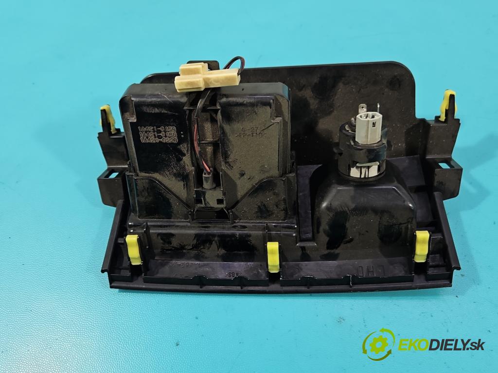 Toyota Land Cruiser J120 2002-2010 3.0 D4D 166 HP automatic 122 kW 2982 cm3 5- zásuvka zapaľovače 1A462-024G