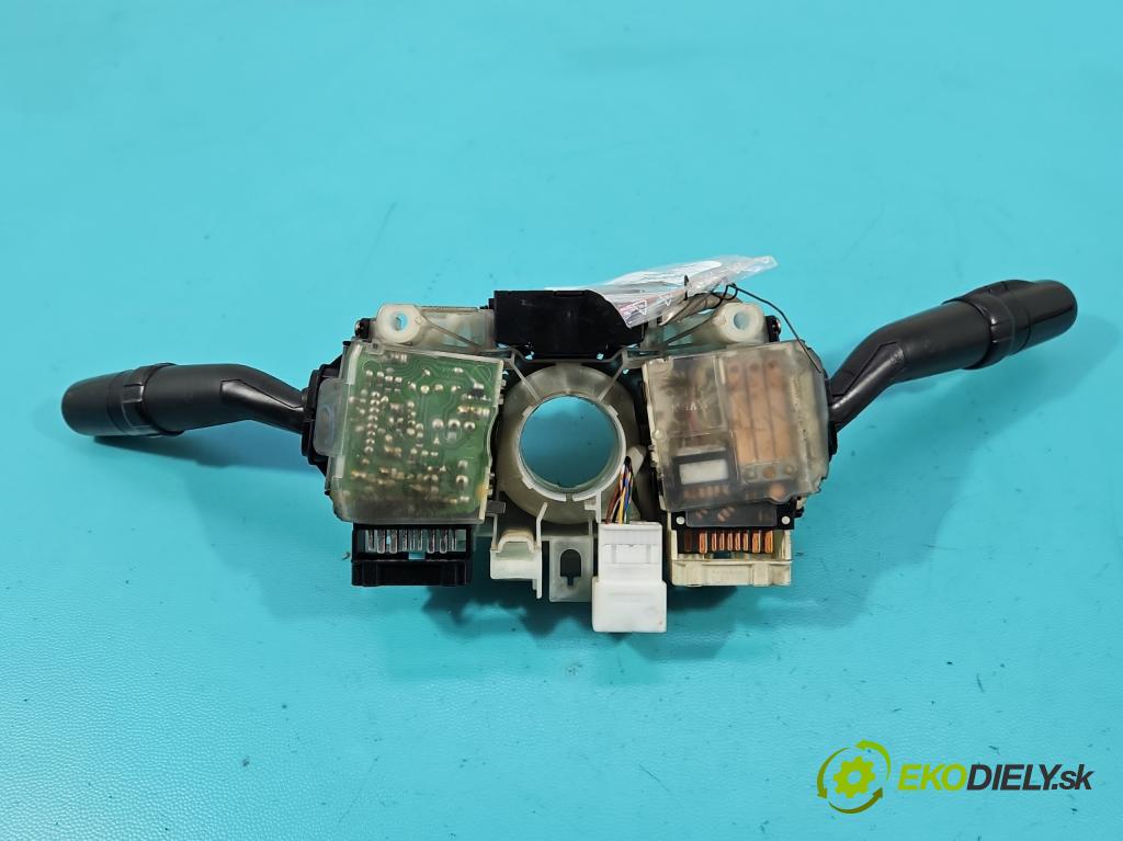 Toyota Land Cruiser J120 2002-2010 3.0 D4D 166 HP automatic 122 kW 2982 cm3 5- prepínač komplex: 84310-60A60 (Prepínacie páčky pod volantom)