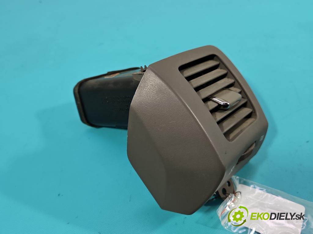 Toyota Land Cruiser J120 2002-2010 3.0 D4D 166 HP automatic 122 kW 2982 cm3 5- Mřížka: kúrenia ostatné 55660-60100