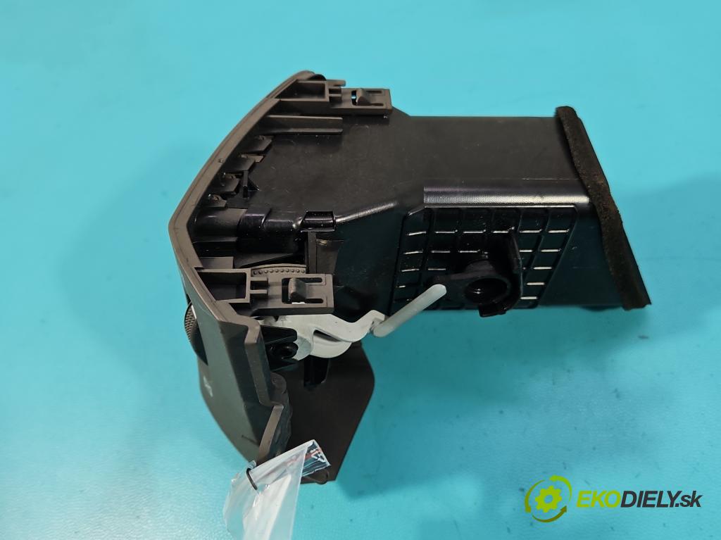 Toyota Land Cruiser J120 2002-2010 3.0 D4D 166 HP automatic 122 kW 2982 cm3 5- Mřížka: kúrenia ostatné 55660-60100
