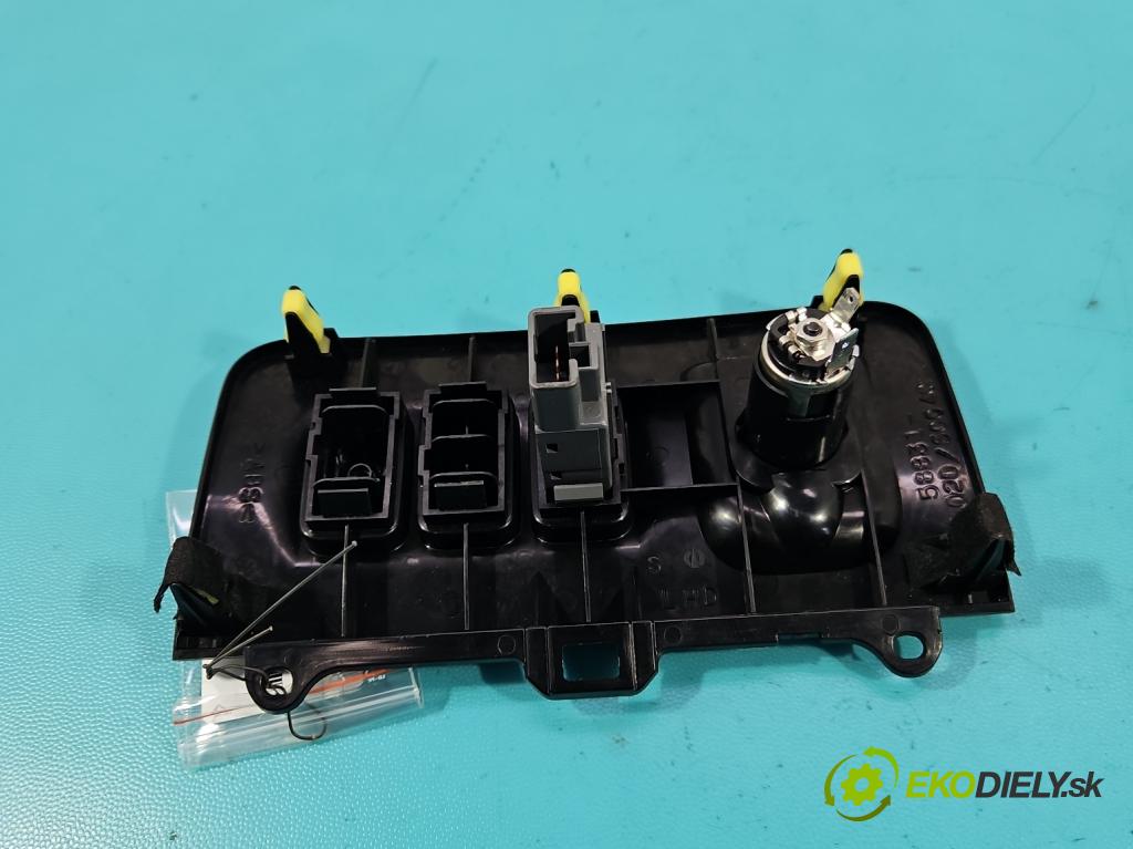 Toyota Land Cruiser J120 2002-2010 3.0 D4D 166 HP automatic 122 kW 2982 cm3 5- zásuvka zapaľovače 58831-60020