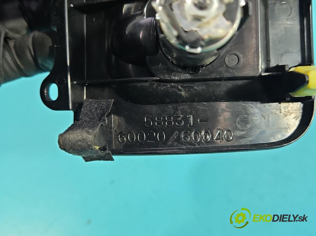 Toyota Land Cruiser J120 2002-2010 3.0 D4D 166 HP automatic 122 kW 2982 cm3 5- zásuvka zapaľovače 58831-60020
