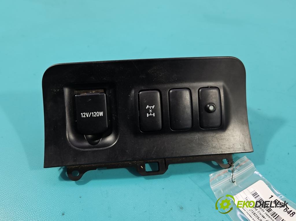 Toyota Land Cruiser J120 2002-2010 3.0 D4D 166 HP automatic 122 kW 2982 cm3 5- zásuvka zapaľovače 58831-60020