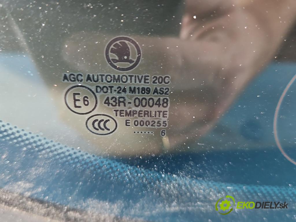 Skoda Octavia III 2013- 1.6 tdi 110 HP manual 81 kW 1598 cm3 5- sklo zadné pravé