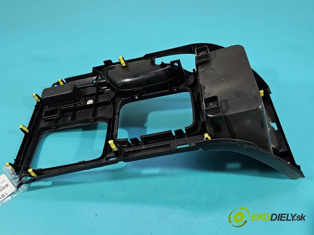 Toyota Land Cruiser J120 2002-2010 3.0 D4D 166 HP automatic 122 kW 2982 cm3 5- kryt plast 58804-60230