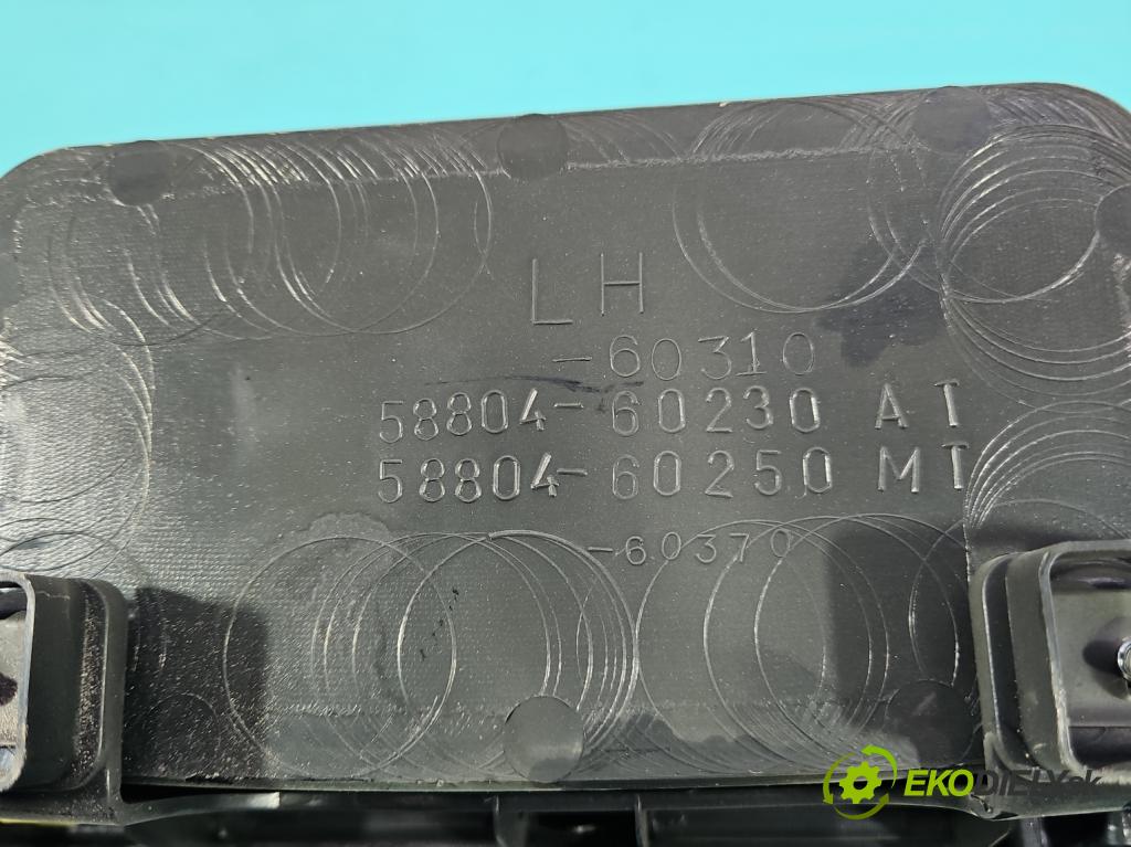 Toyota Land Cruiser J120 2002-2010 3.0 D4D 166 HP automatic 122 kW 2982 cm3 5- kryt plast 58804-60230