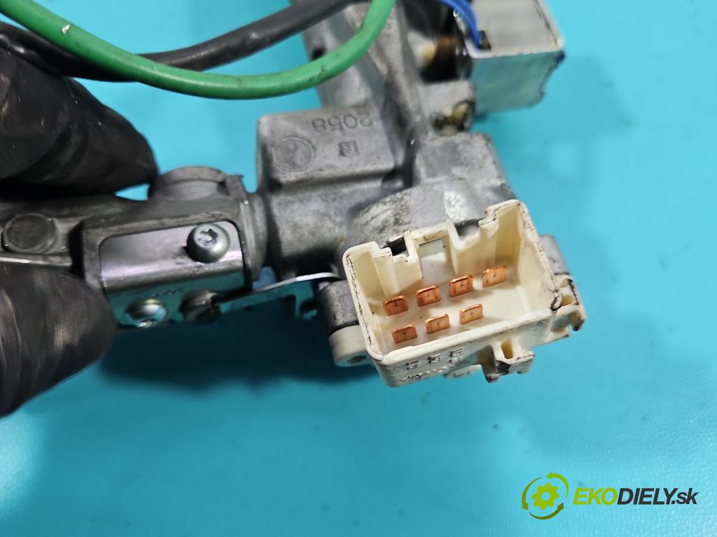 Toyota Land Cruiser J120 2002-2010 3.0 D4D 166 HP automatic 122 kW 2982 cm3 5- Spínačka 45020-60-15 (Spínacia skrinka)