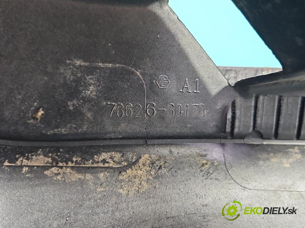 Toyota Land Cruiser J120 2002-2010 3.0 D4D 166 hp automatic 122 kW 2982 cm3 5- blatník 76626-60170