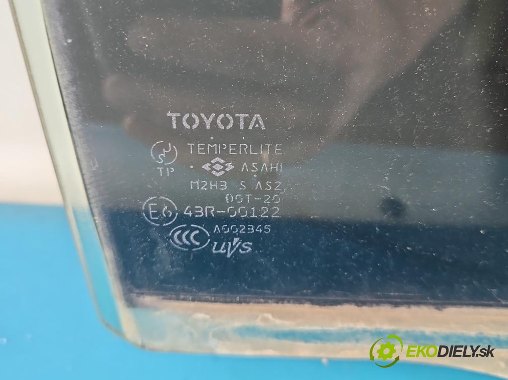 Toyota Land Cruiser J120 2002-2010 3.0 D4D 166 hp automatic 122 kW 2982 cm3 5- sklo dveře zadní pravé