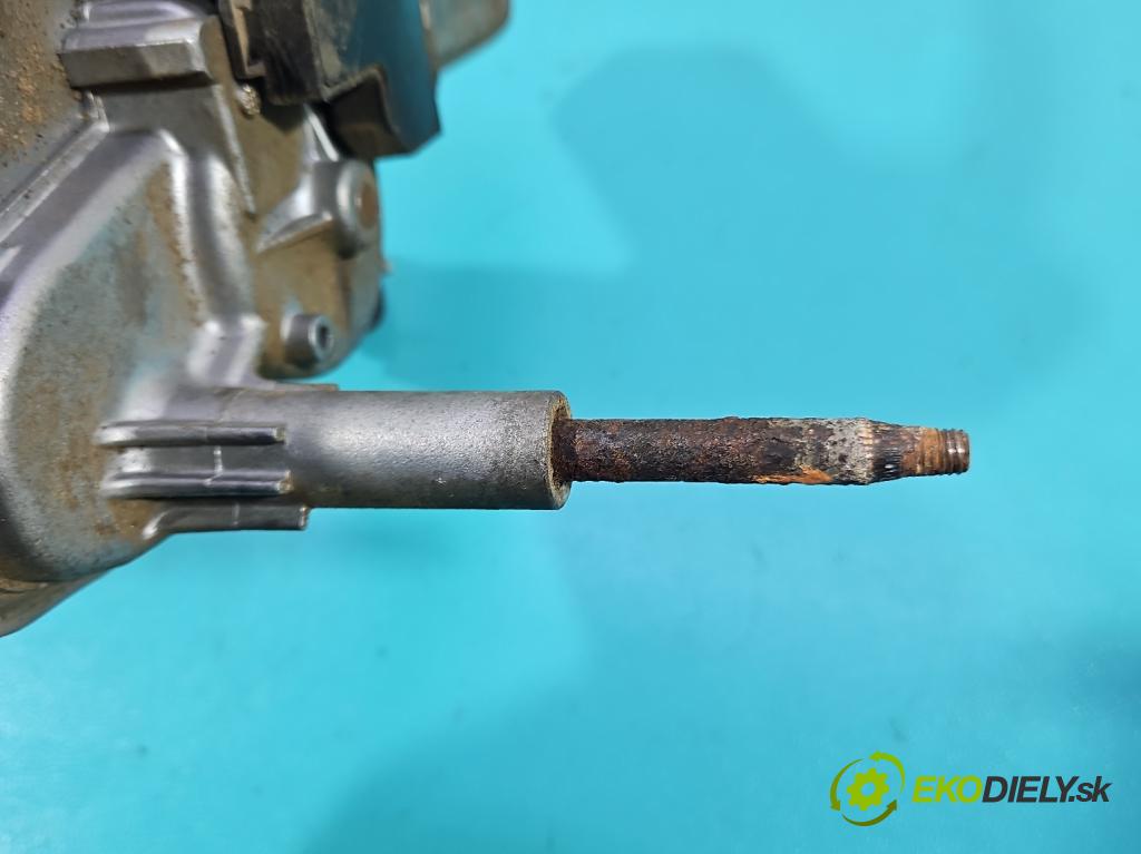 Toyota Land Cruiser J120 2002-2010 3.0 D4D 166 HP automatic 122 kW 2982 cm3 5- motor stieračov zadné 85130-60200