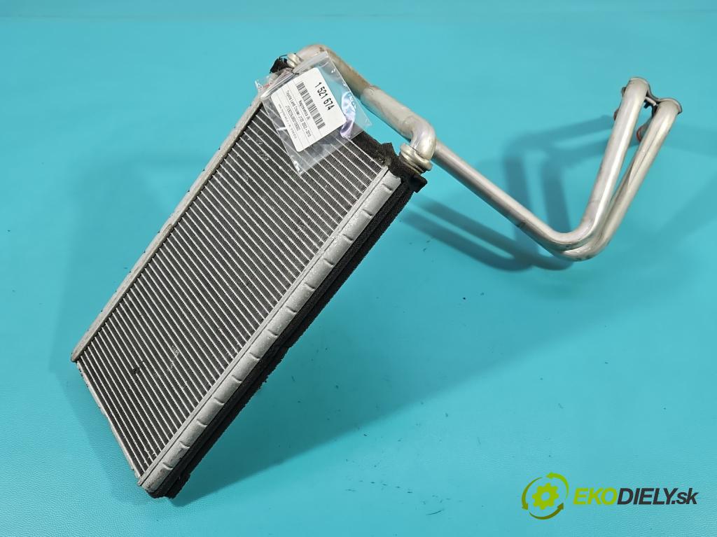 Toyota Land Cruiser J120 2002-2010 3.0 D4D 166 hp automatic 122 kW 2982 cm3 5- radiátor  (Radiátor topení)