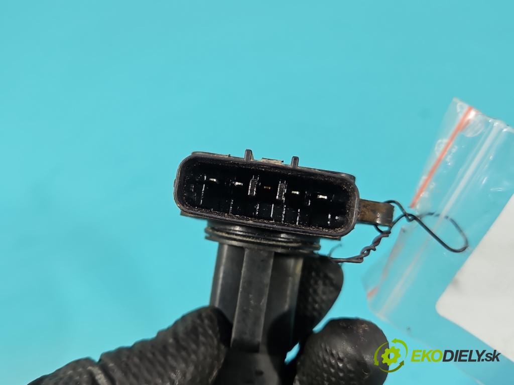 Toyota Land Cruiser J120 2002-2010 3.0 D4D 166 HP automatic 122 kW 2982 cm3 5- průtokoměr: 22204-30010 (Váha vzduchu)