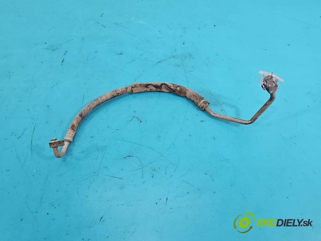 Toyota Land Cruiser J120 2002-2010 3.0 D4D 166 HP automatic 122 kW 2982 cm3 5- rúrka klimatizácie