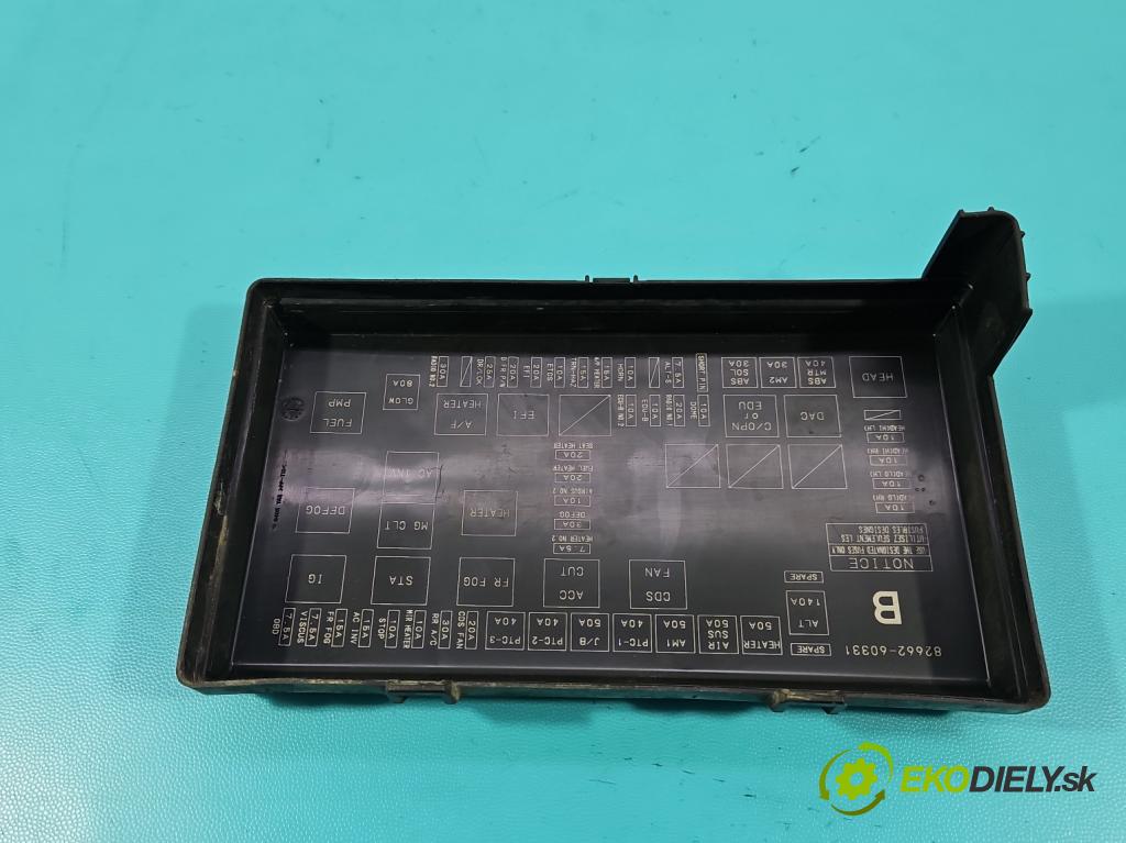 Toyota Land Cruiser J120 2002-2010 3.0 D4D 166 HP automatic 122 kW 2982 cm3 5- skrinka poistka 82662-60331 (Poistková skrinka)