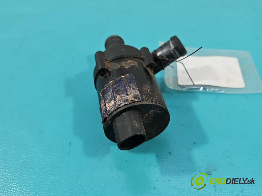 Toyota Land Cruiser J120 2002-2010 3.0 D4D 166 hp automatic 122 kW 2982 cm3 5- čerpadlo oběh: vody