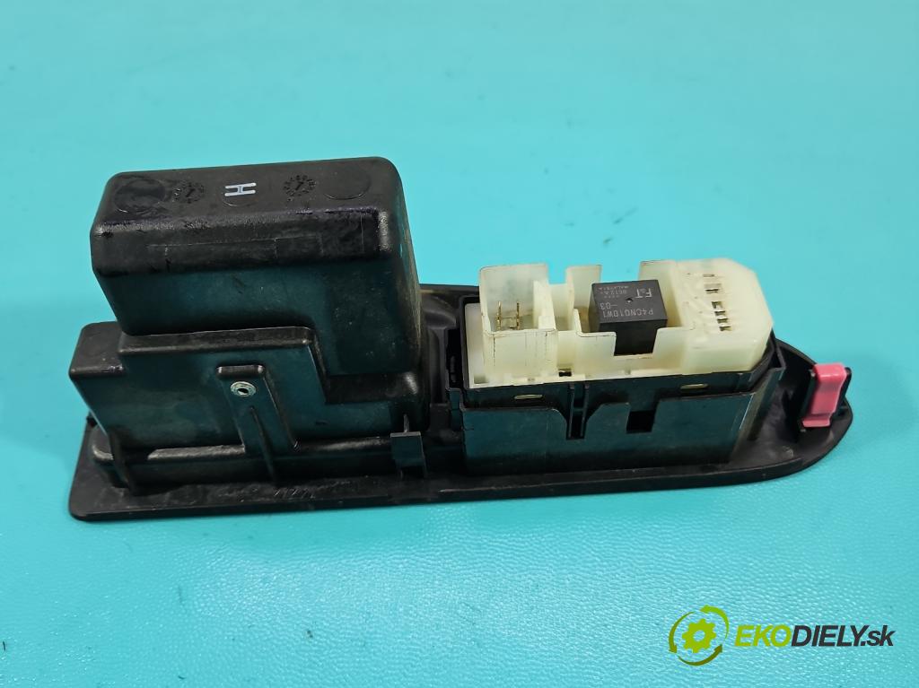 Toyota Land Cruiser J120 2002-2010 3.0 D4D 166 HP automatic 122 kW 2982 cm3 5- prepínač okien spätných zrkadiel 84030-60022