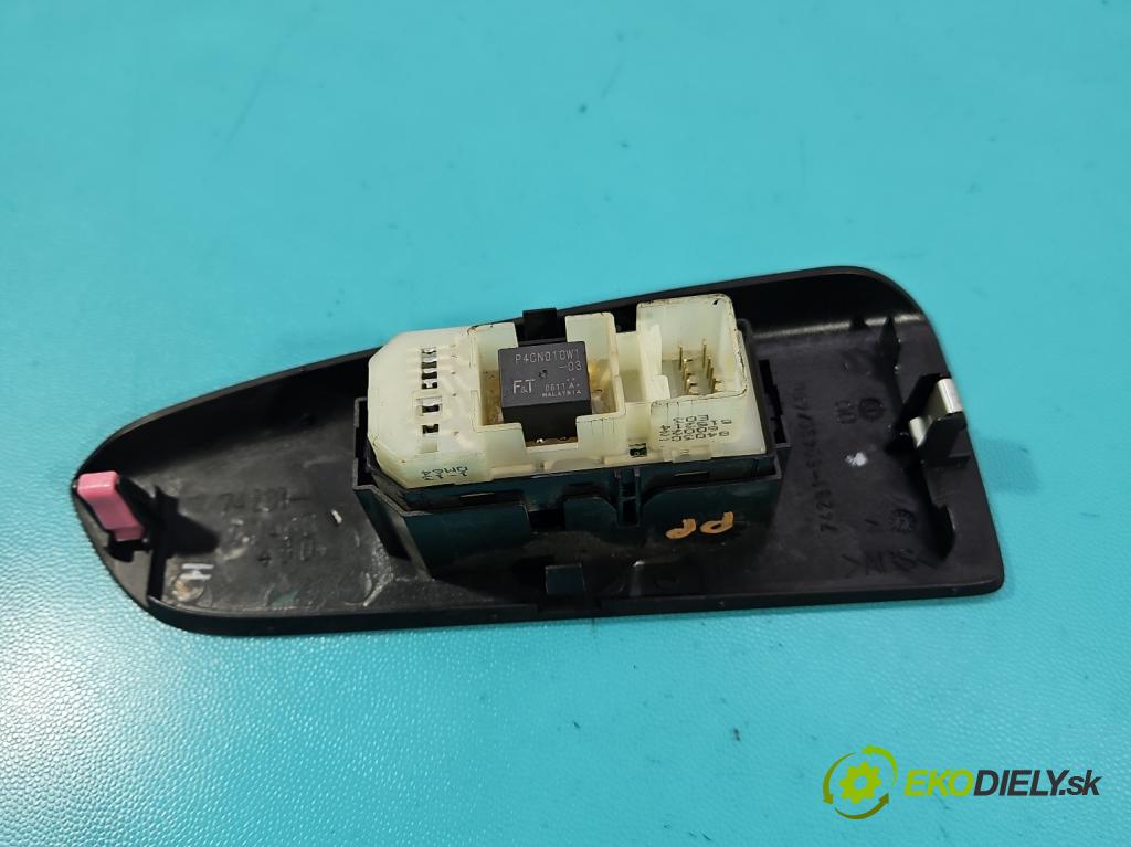Toyota Land Cruiser J120 2002-2010 3.0 D4D 166 HP automatic 122 kW 2982 cm3 5- prepínač okien spätných zrkadiel 84030-60022