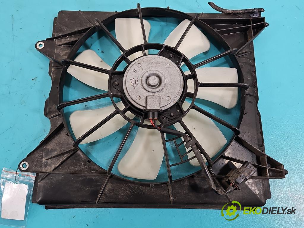 Honda Accord VIII 2008-2015 2.0 156 HP manual 115 kW 1997 cm3 4- Ventilátor klimatizácie 168000-8791
