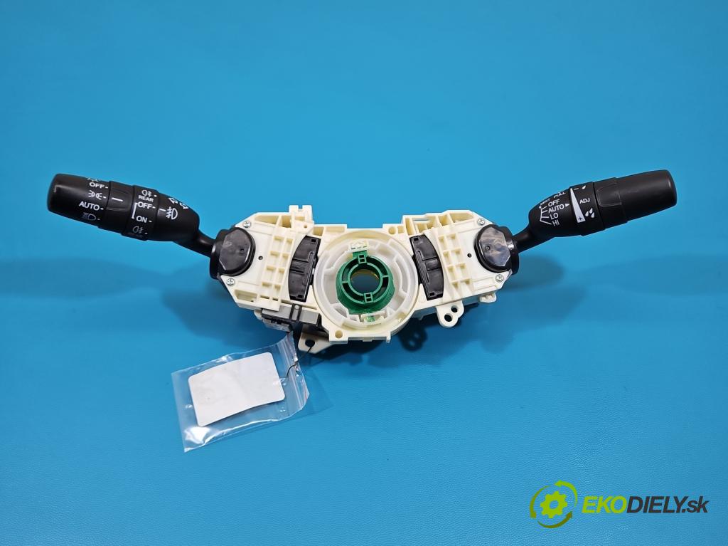 Honda Accord VIII 2008-2015 2.0 156 HP manual 115 kW 1997 cm3 4- prepínač komplex:  (Prepínacie páčky pod volantom)