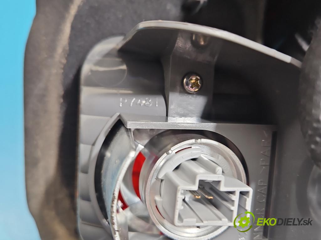 Honda Accord VIII 2008-2015 2.0 156 hp manual 115 kW 1997 cm3 4- světlo zadní levé  (Klika dveří ostatní)