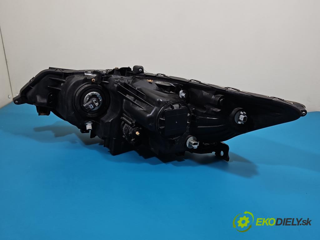 Honda Accord VIII 2008-2015 2.0 156 HP manual 115 kW 1997 cm3 4- Reflektor: pravý  (Svetlo predné pravé)